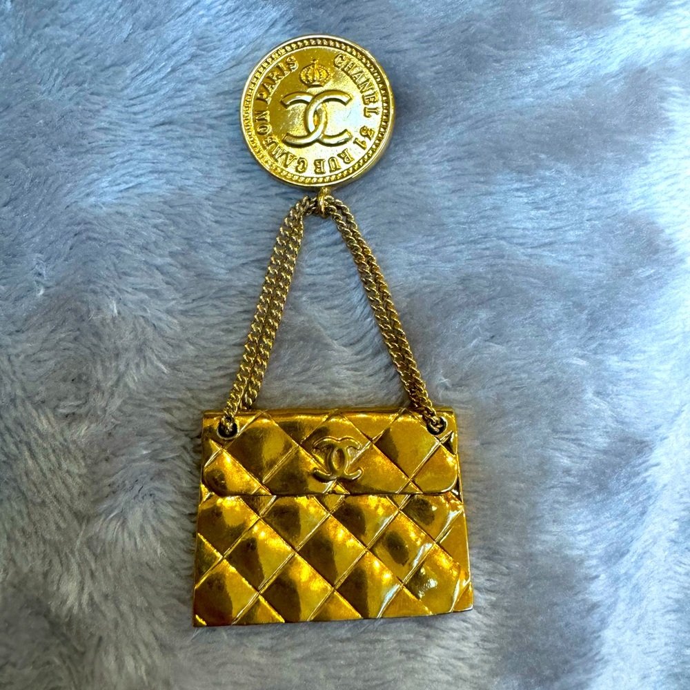 Chanel Classic Flap Brooch